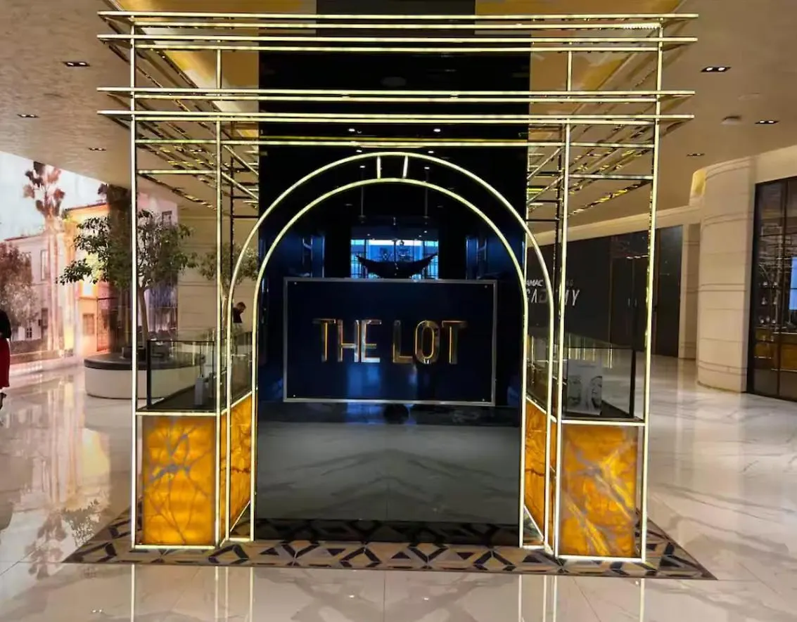 Fivex Paramount 1Br Sky Suite Dubai United Arab Emirates
