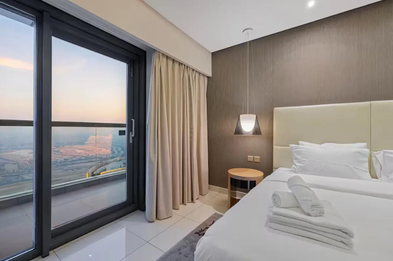 Fivex Paramount 1Br Sky Suite Dubai