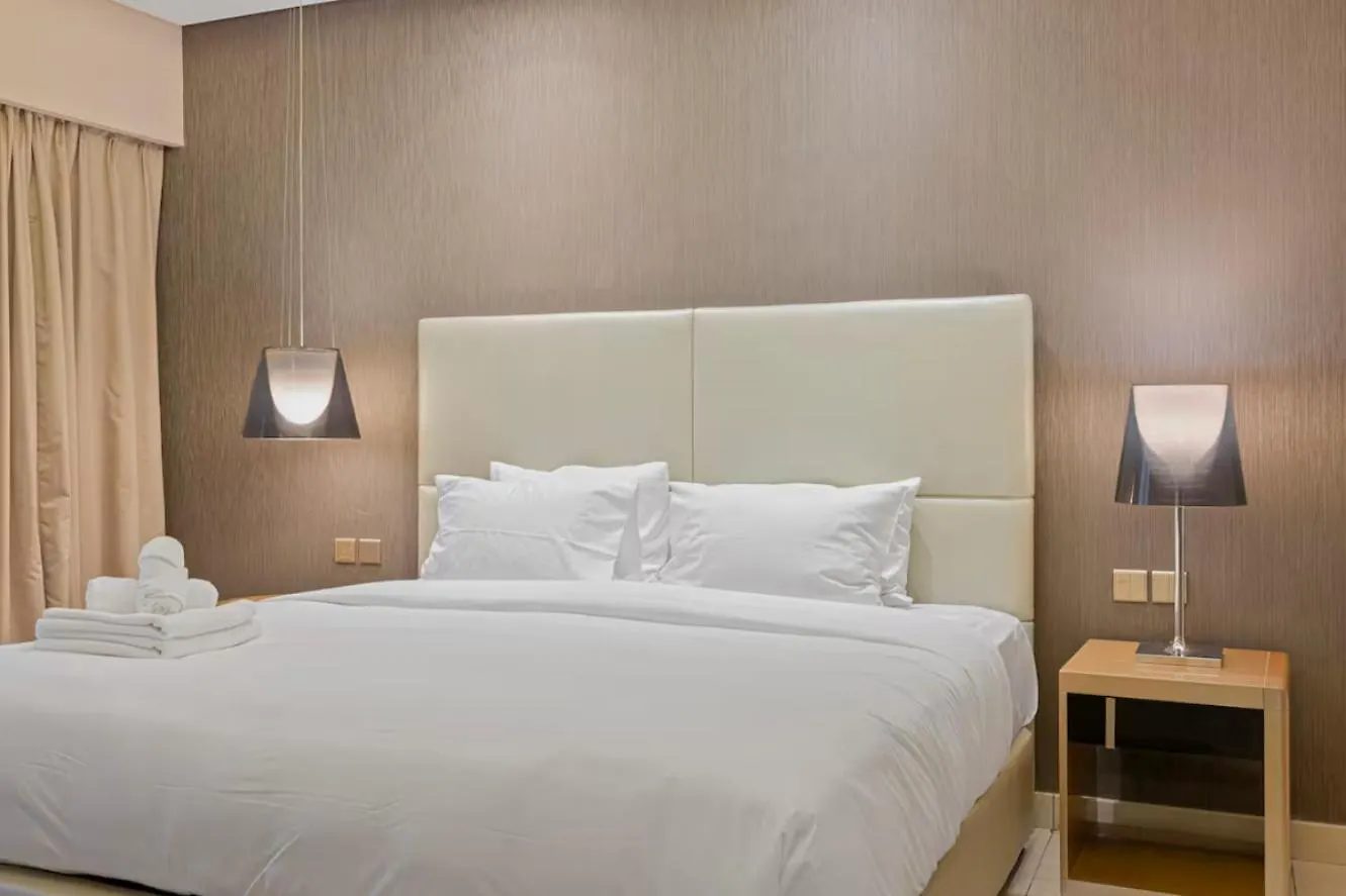 Fivex Paramount 1Br Sky Suite Dubai Apartment