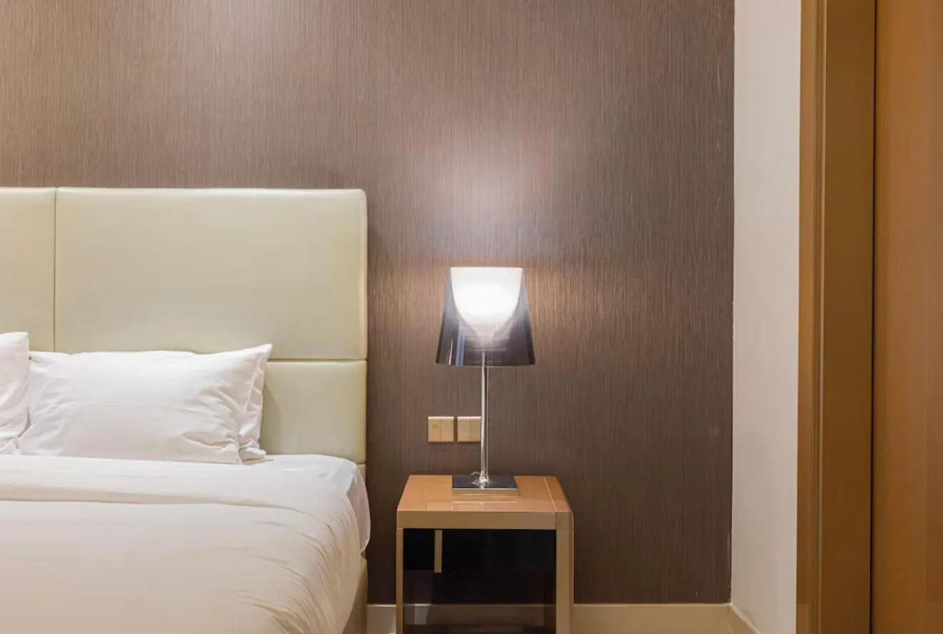 Apartment Fivex Paramount 1Br Sky Suite Dubai