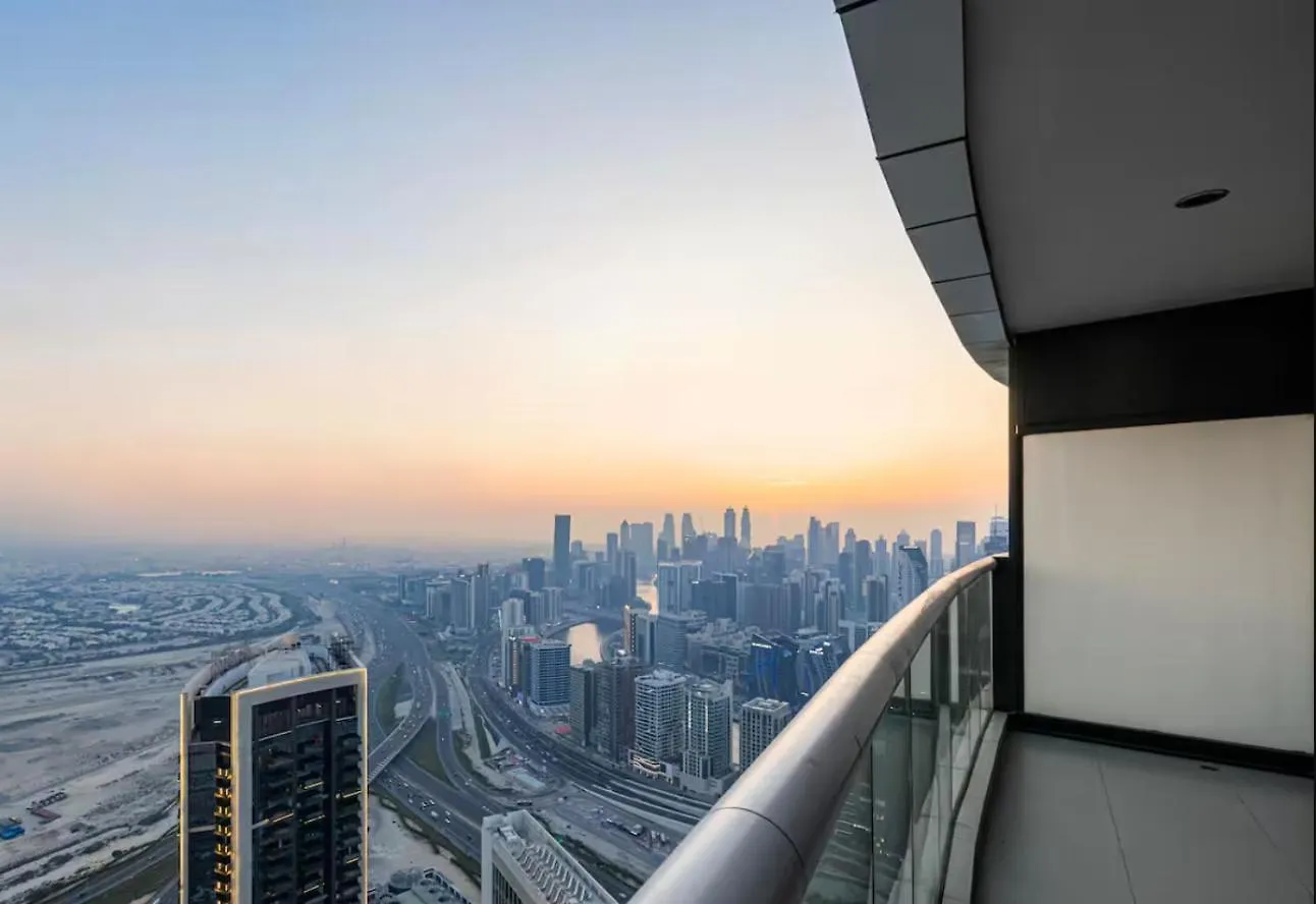 Apartment Fivex Paramount 1Br Sky Suite Dubai United Arab Emirates