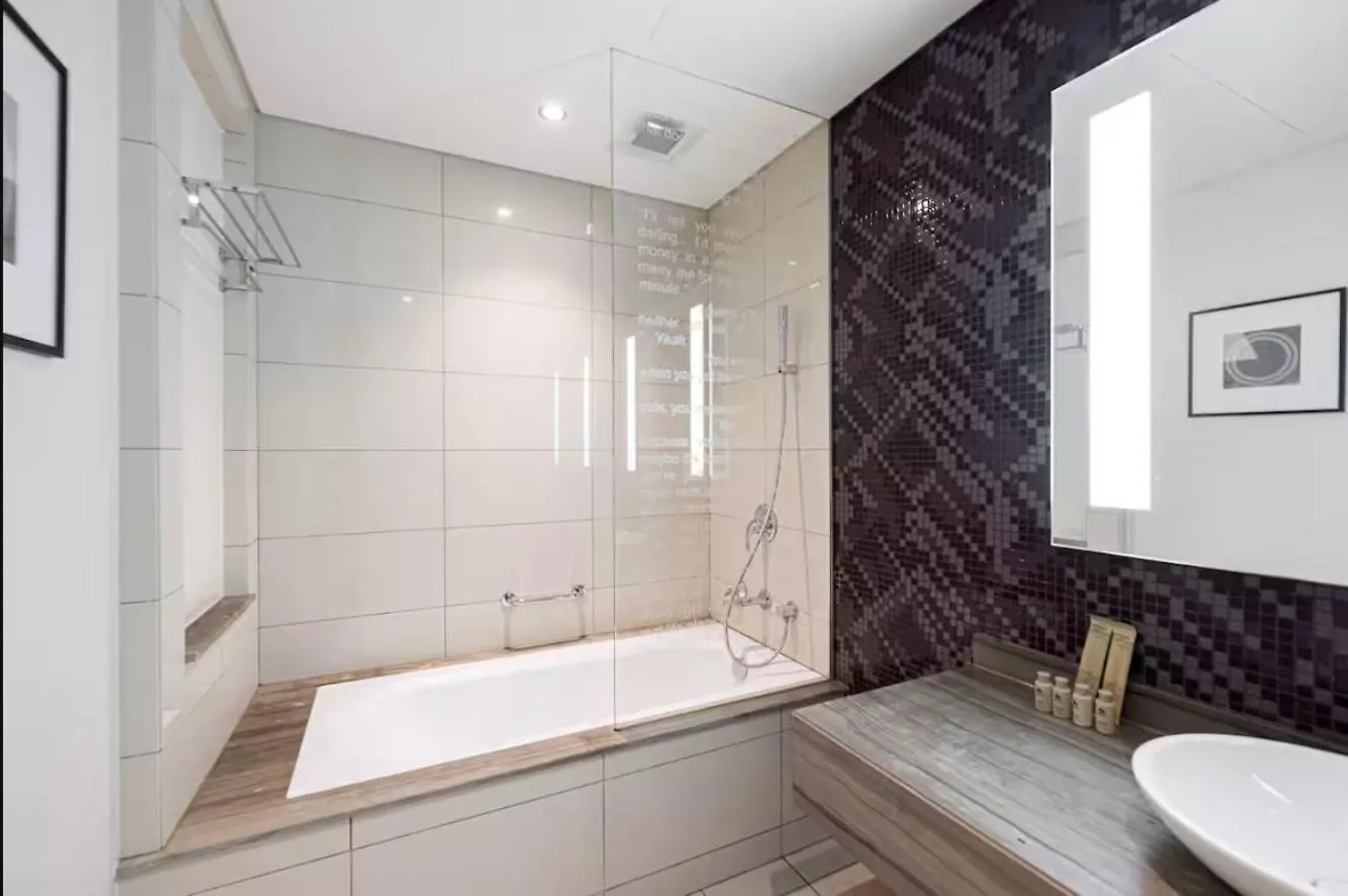 Fivex Paramount 1Br Sky Suite Dubai